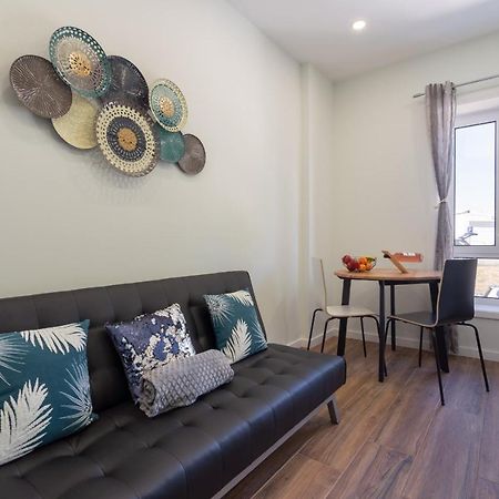 Oportohost Dragao Duplex Apartment Bagian luar foto