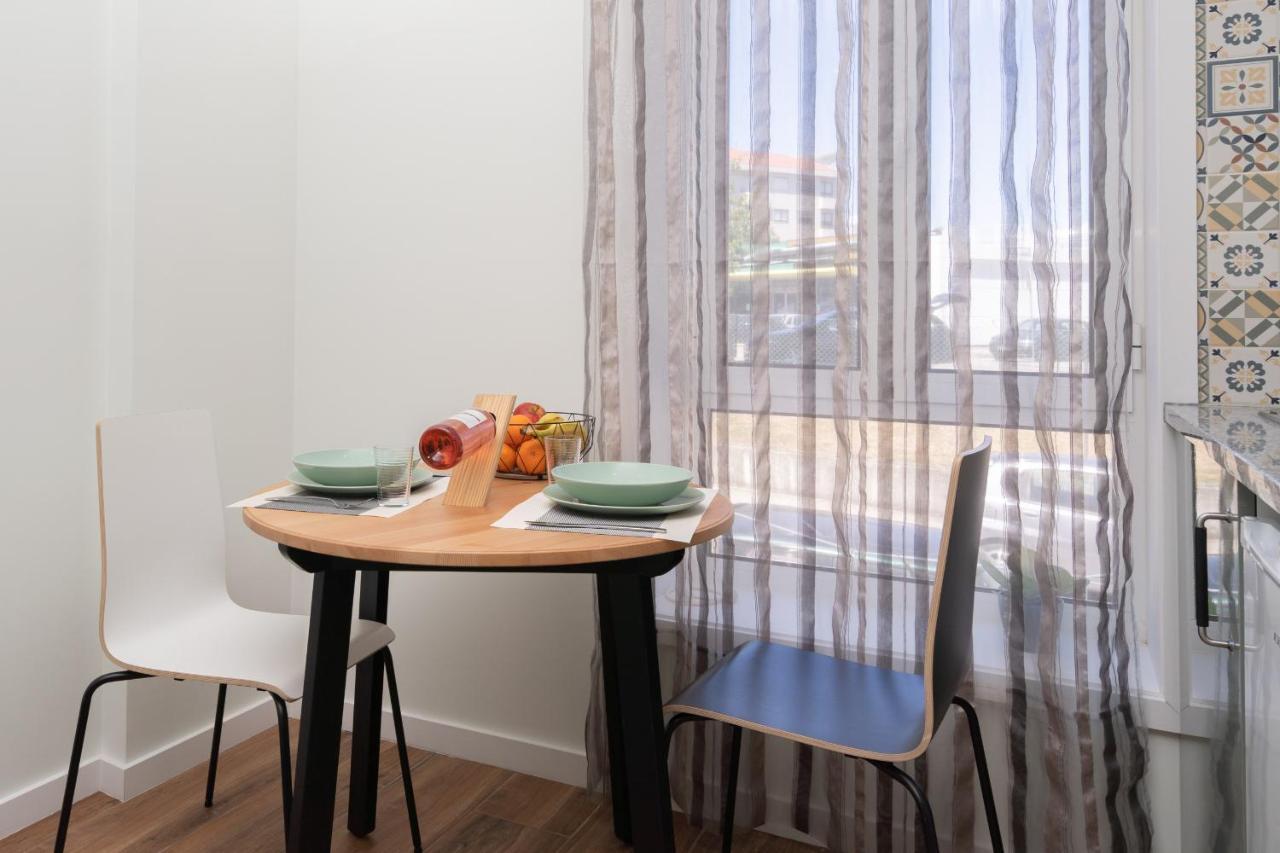 Oportohost Dragao Duplex Apartment Bagian luar foto